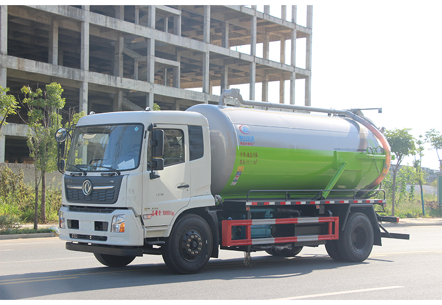 國(guó)六東風(fēng)天錦單橋13.5立方吸污車(chē)